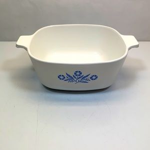 Corningware blue cornflower casserole dish P-1 1/2-B 1 1/2 quart vintage